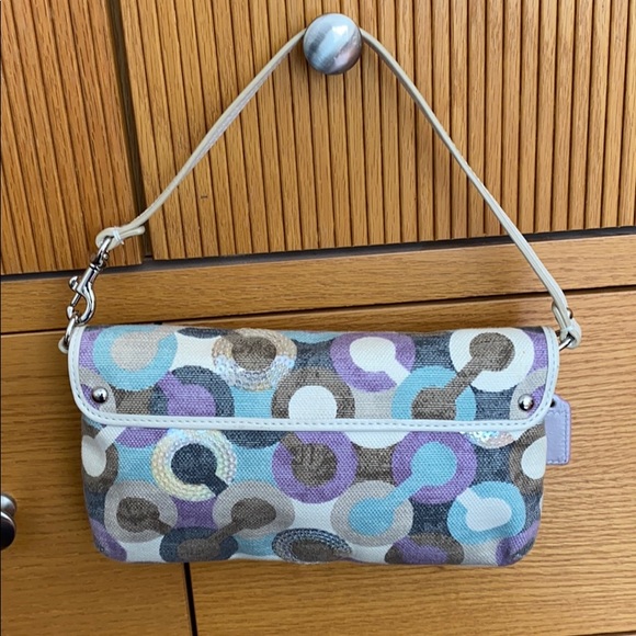 Coach handbag - Picture 2 of 6